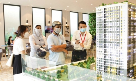 Nhiều dự án lùi cuối năm mới ra hàng